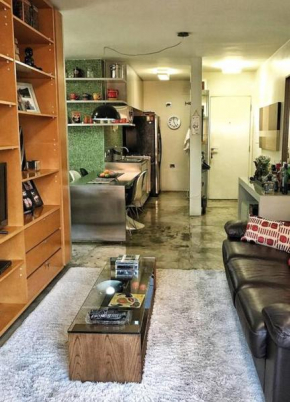 Condo Exclusivo na Vila Nova com Limpeza, Academia e Piscina